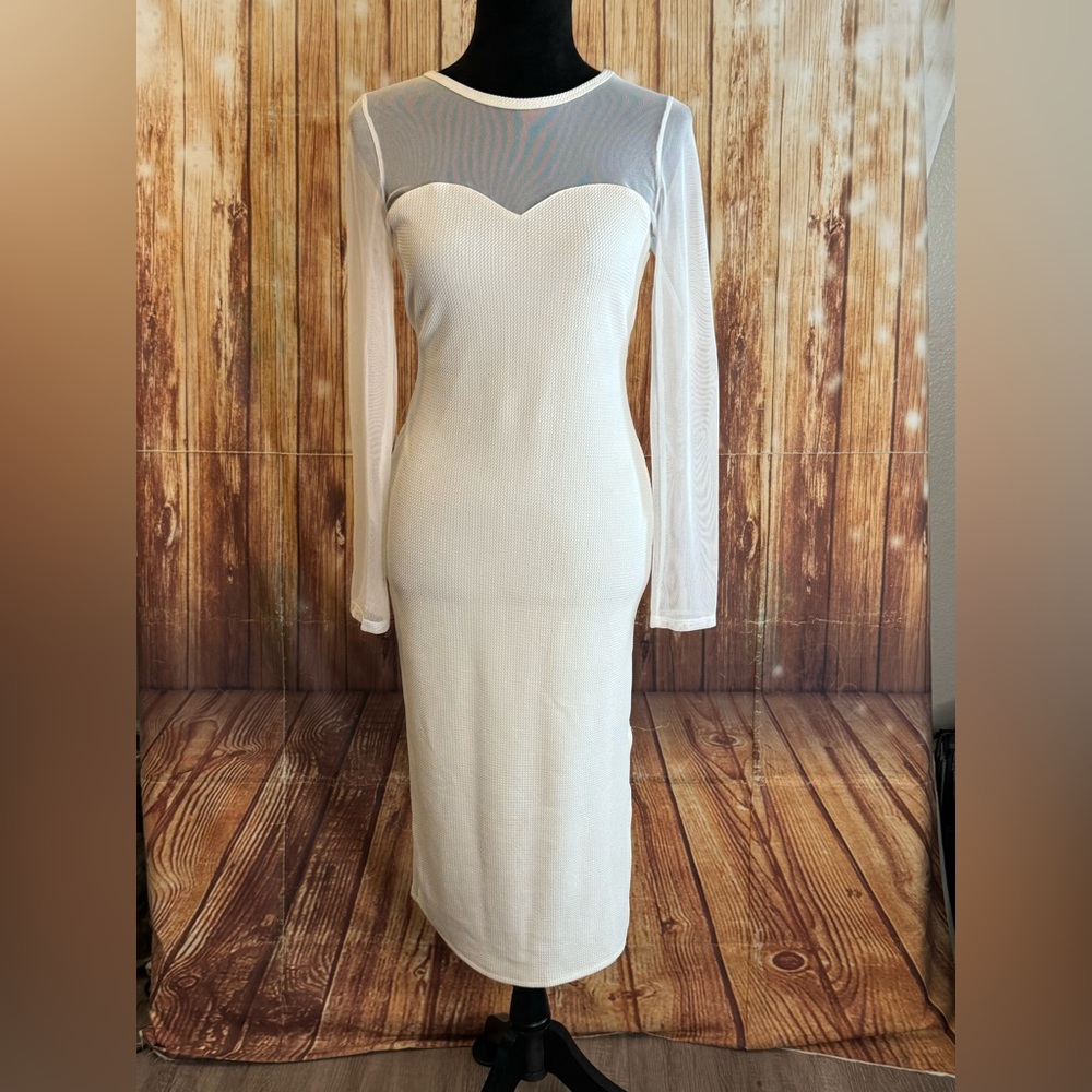 Heart & Hips Women’s Ivory Mesh Sheer Long Sleeve Midi Bodycon Dress Size Large